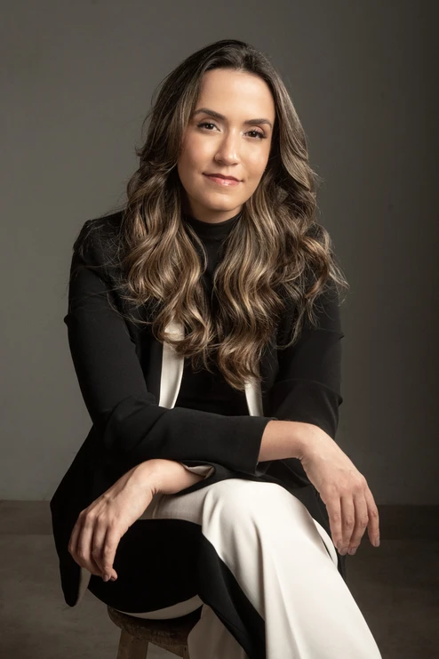 Dra. Marina Simões, reumatologista em Campinas